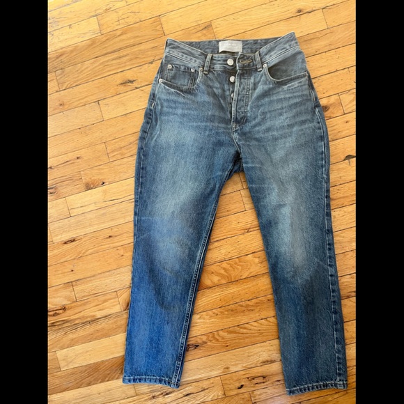 Everlane Curvy 90’s Cheeky Jean - Picture 2 of 3